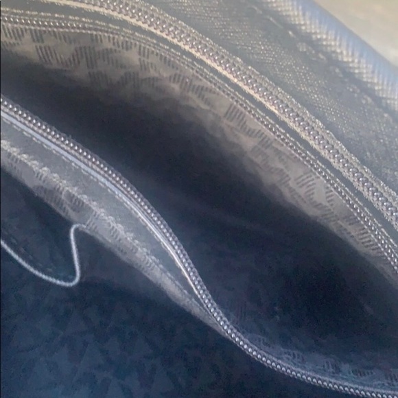 Authentic XL MK Tote - Picture 6 of 12